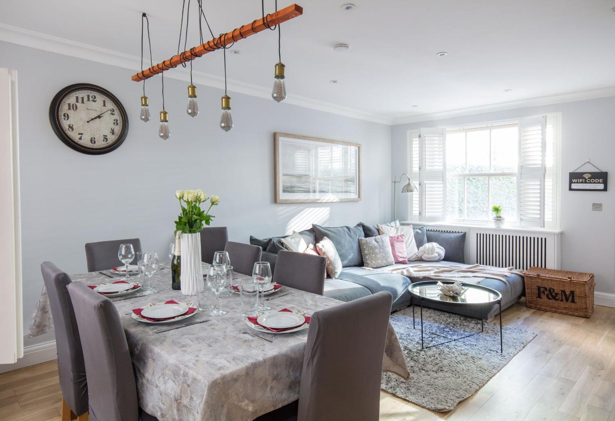 Spacious Quiet 4bedrooms 6beds House With Private Garage 5min Walk To Paddington Station Casa de férias *