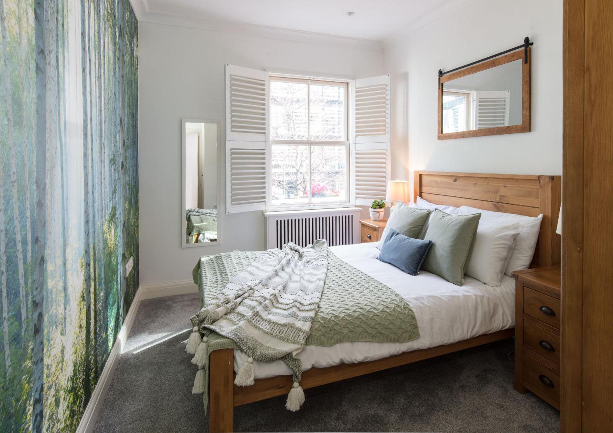 Casa de férias Spacious Quiet 4bedrooms 6beds House With Private Garage 5min Walk To Paddington Station Londres